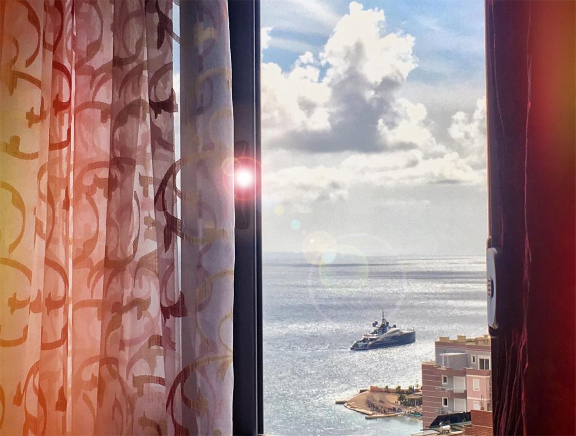 Luxury Holiday In Royal Apartment For King And Queen Sarande Bagian luar foto