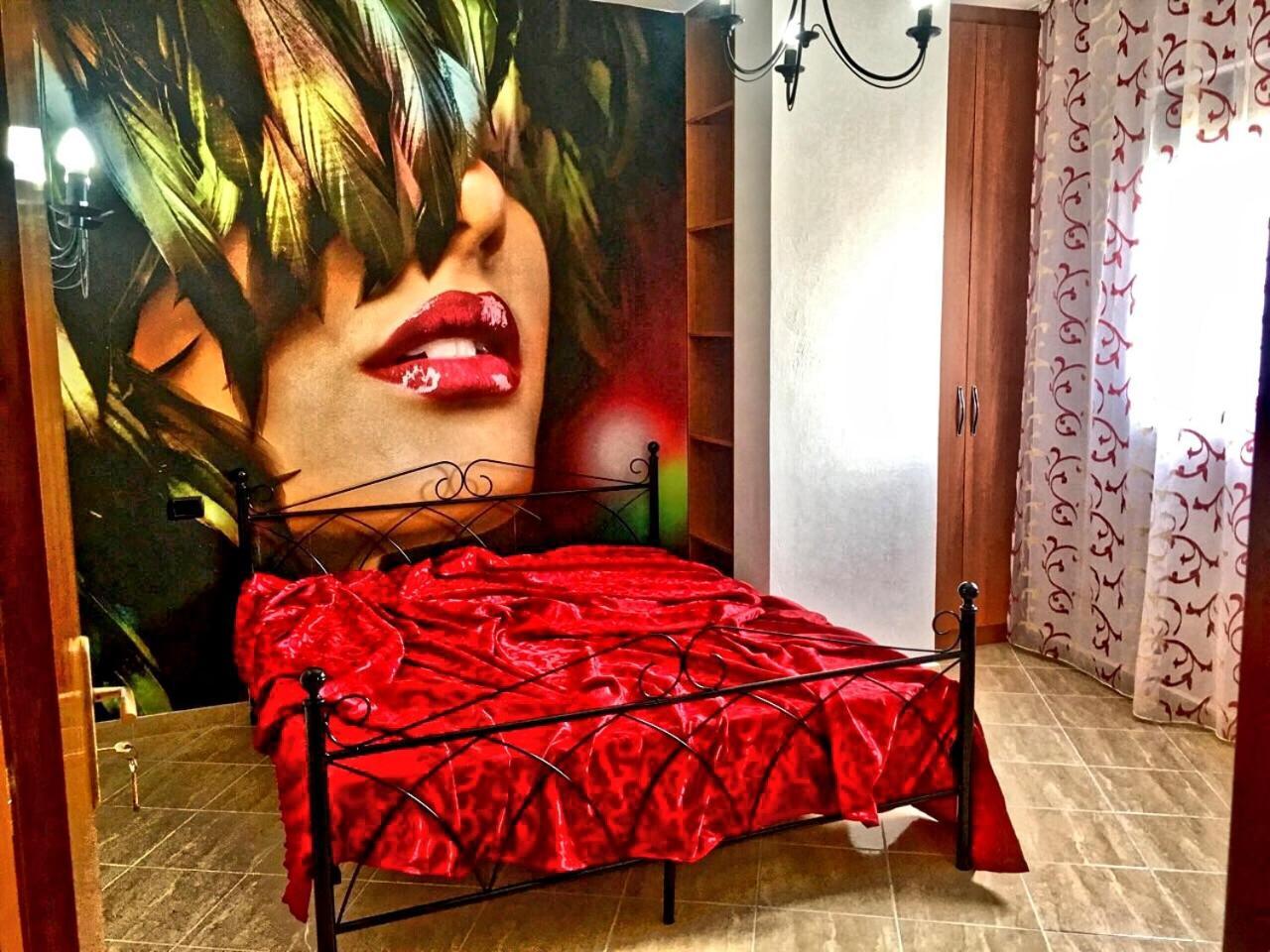 Luxury Holiday In Royal Apartment For King And Queen Sarande Bagian luar foto