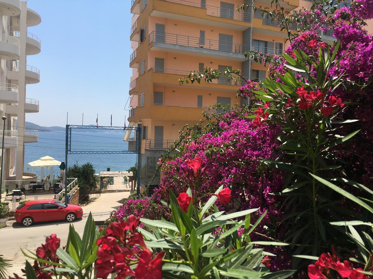 Luxury Holiday In Royal Apartment For King And Queen Sarande Bagian luar foto