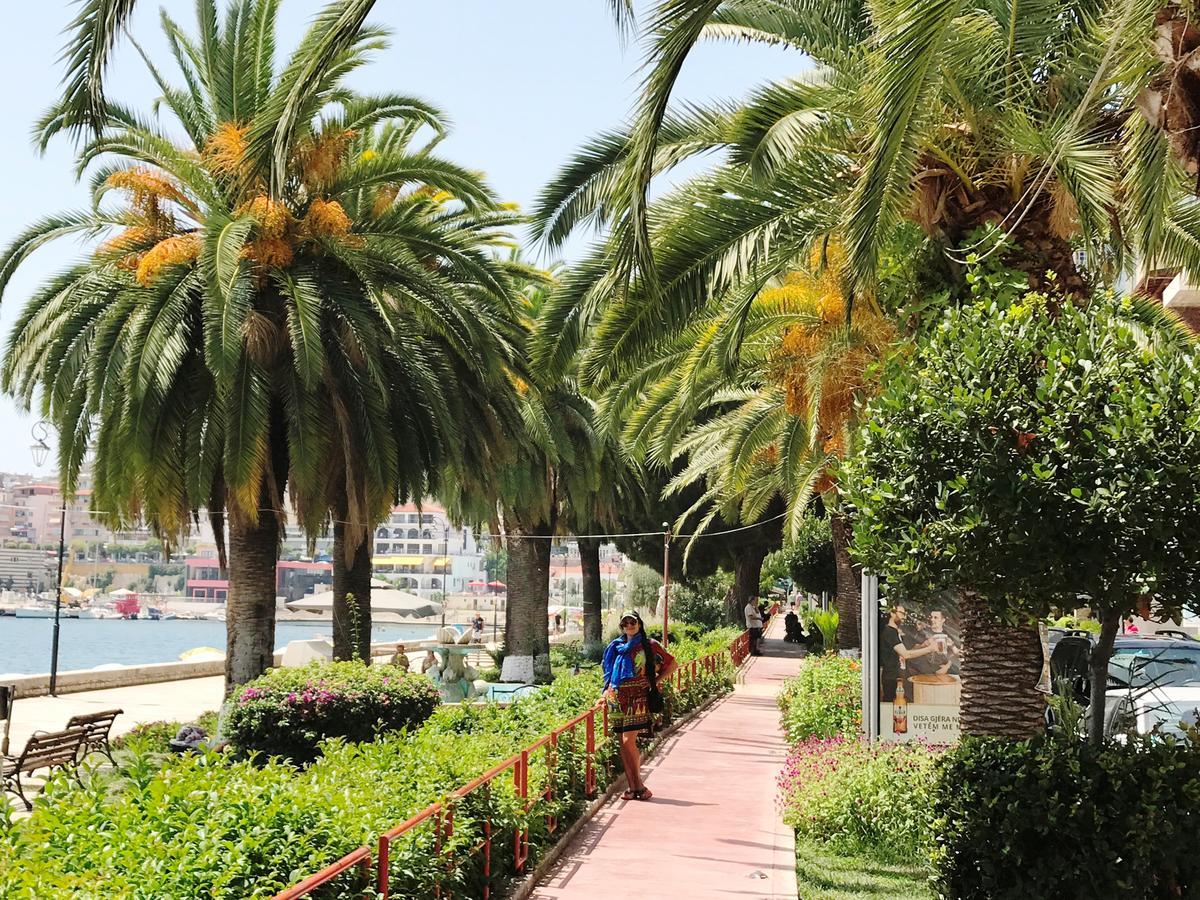 Luxury Holiday In Royal Apartment For King And Queen Sarande Bagian luar foto